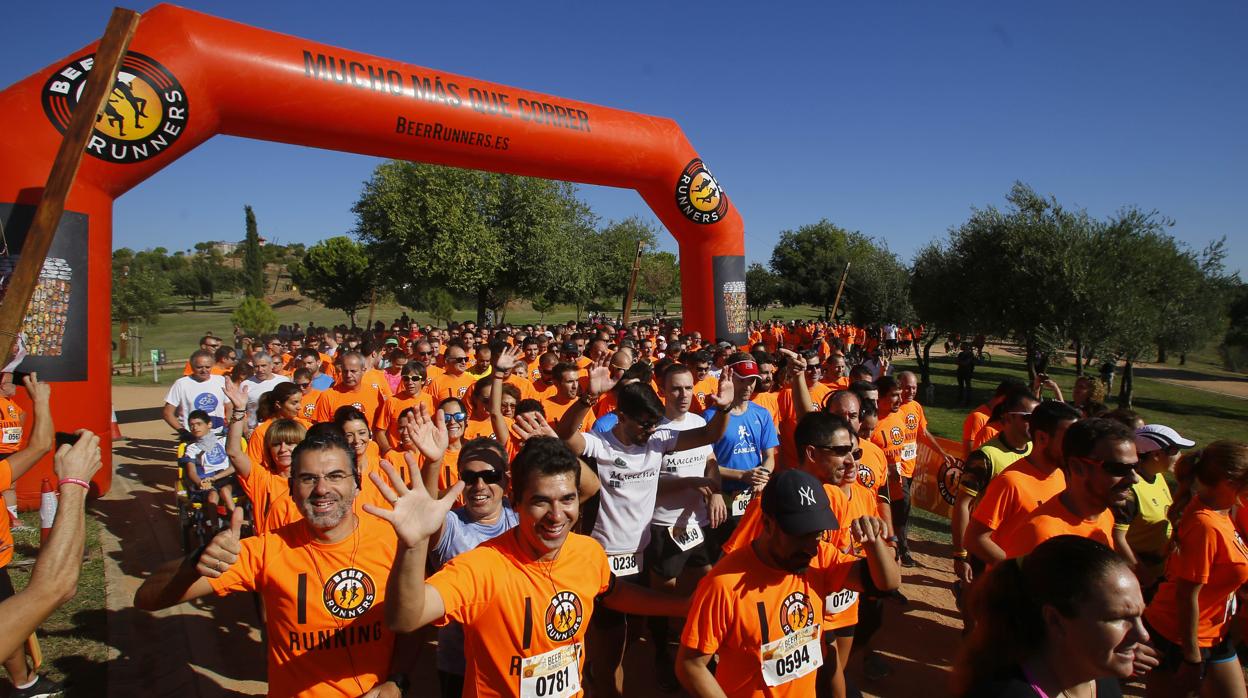 Más de mil participantes en la primera Beer Runners de Córdoba en el