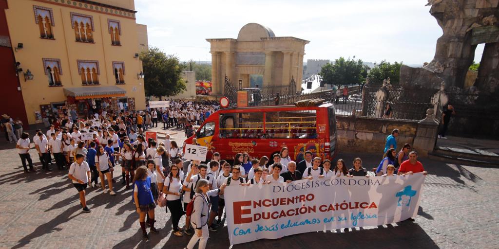 Más de un millar de alumnos de Escuelas Católicas reinvindican la