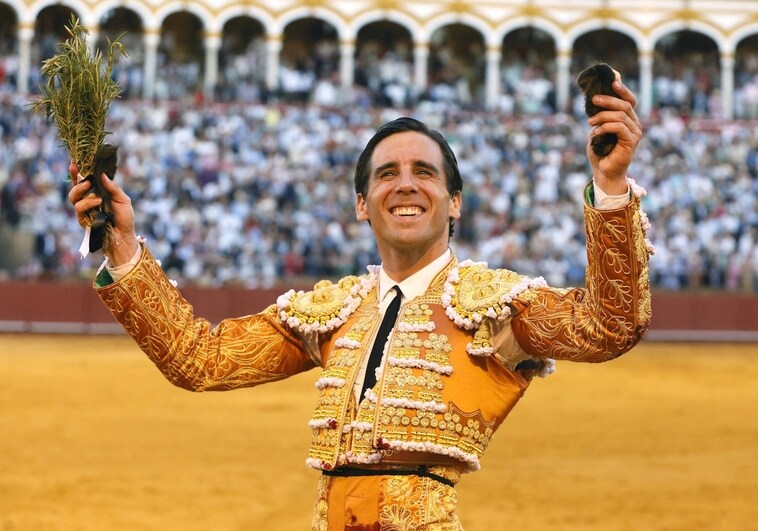 Las imágenes de la corrida de Morante, Luque y Ortega en Sevilla 2024