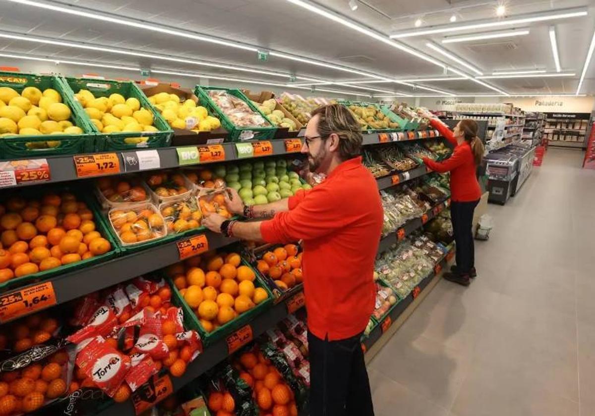 Estos Son Los Supermercados Y Centros Comerciales Que Abren El D A