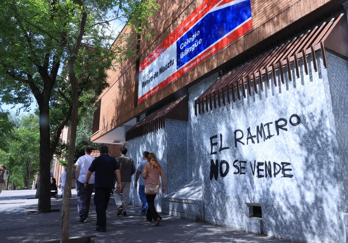 El Psoe M Recurrir El Plan De Ayuso Para Hacer Una Escuela Europea En