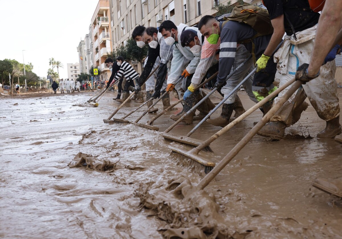 De Voluntarios A Protestar Contra Maz N El Pueblo Regresa A La Zona