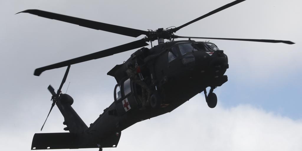 Dos Helic Pteros Del Ej Rcito De Ee Uu Chocan En Kentucky