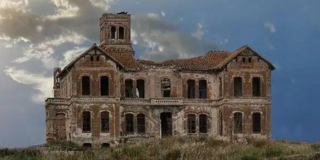 La casa encantada en venta en Málaga y la oscura historia que esconde