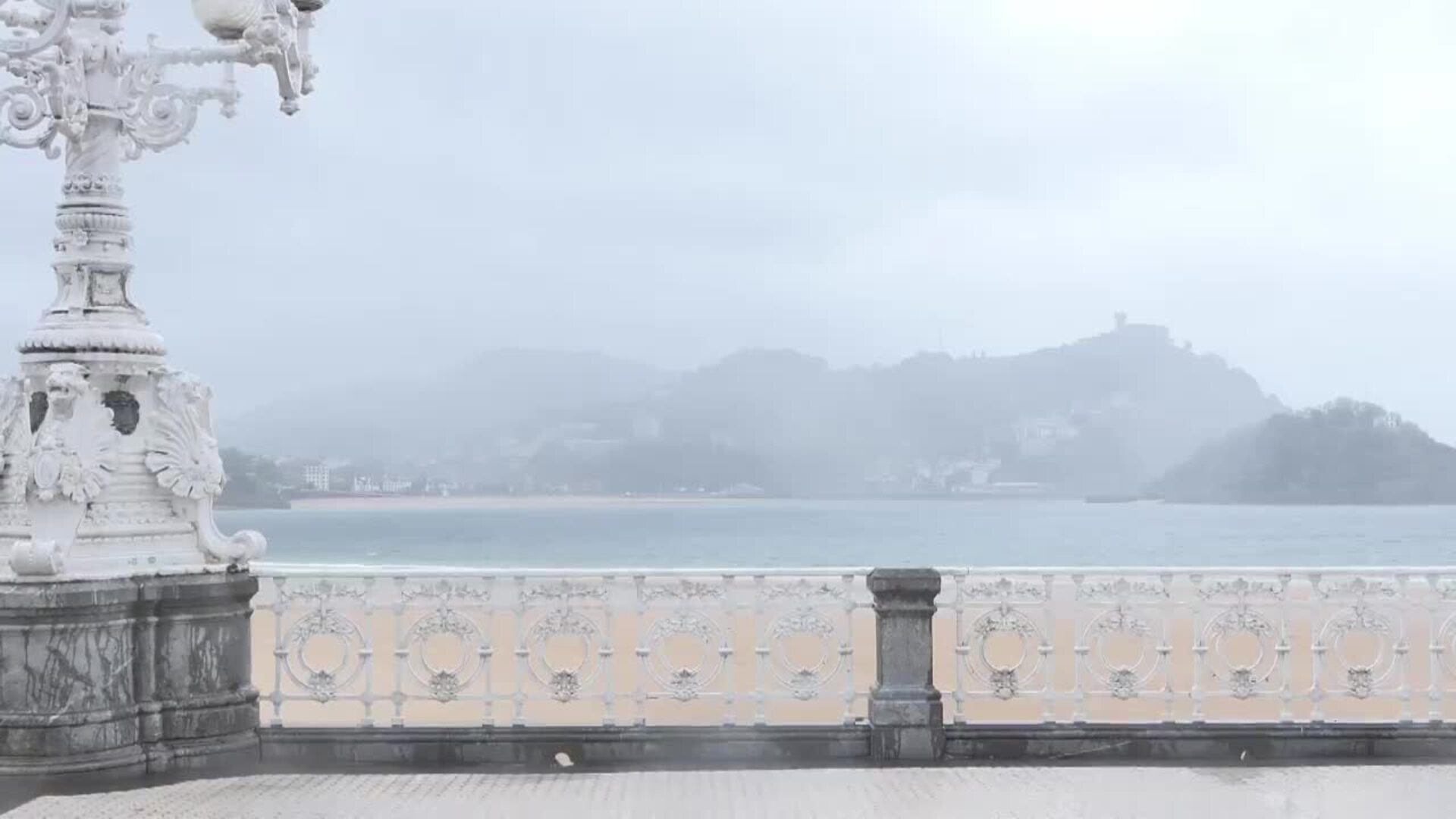 Tiempo gris y lluvioso con descenso de las temperaturas en San Sebastián