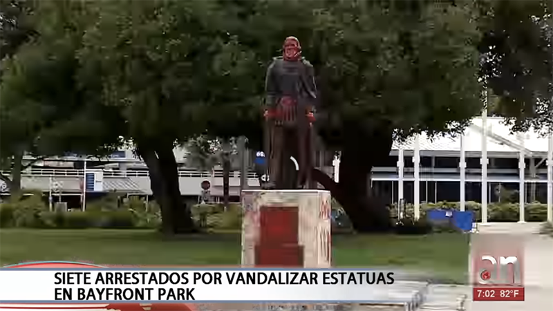 El runrún El principio del fin de las estatuas de Colón