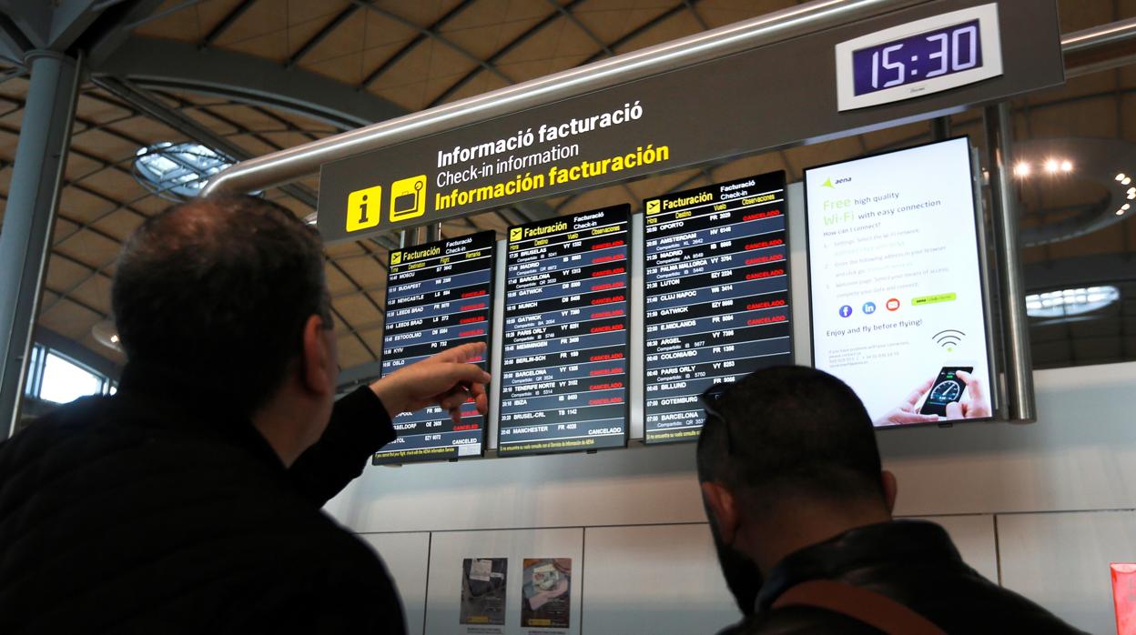 El Aeropuerto De Alicante Elche Prolonga Su Cierre Al Tr Fico Y Deja A