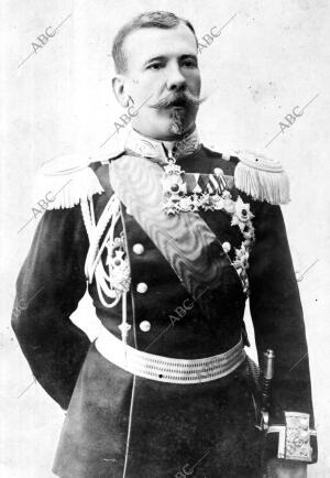 El generalísimo Savoff, que ha Asumido el mando del ejército búlgaro