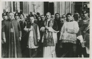 Pío XII, el nuevo papa, poco después de su elección