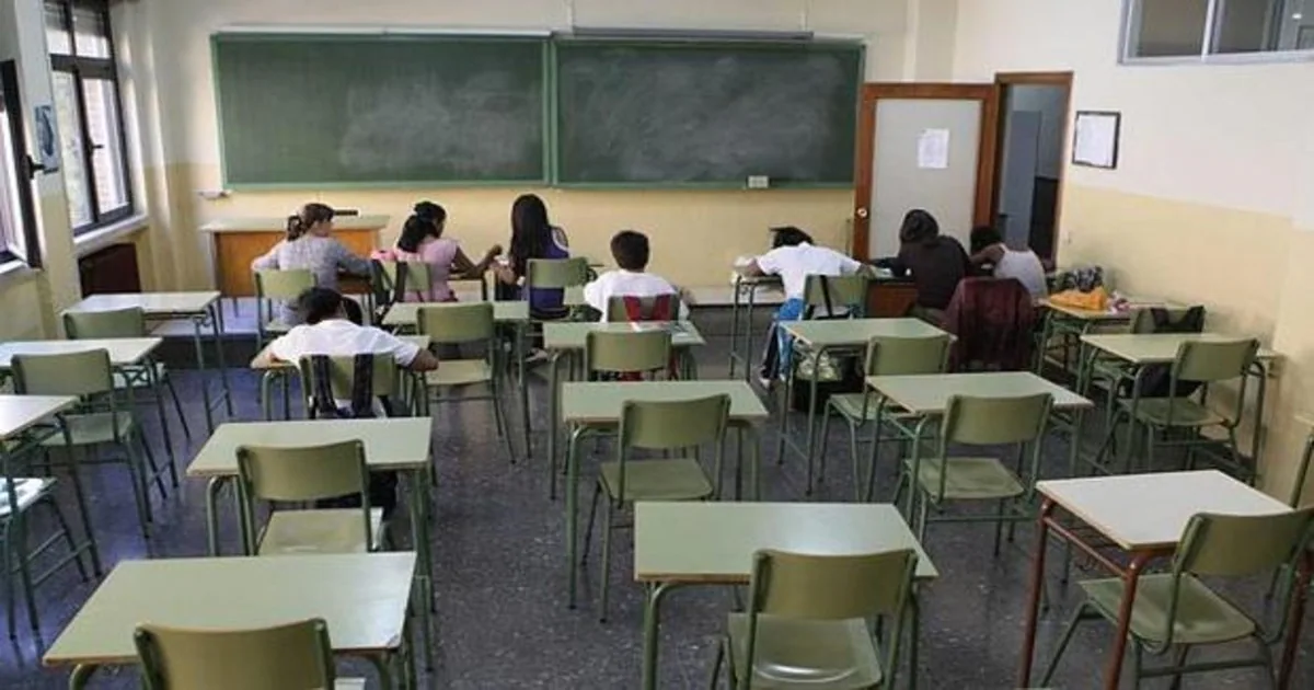 Una profesora renuncia a su puesto tras 17 años porque se niega a