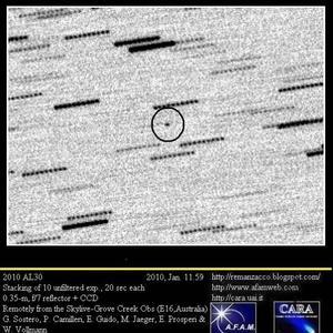 Un misterioso objeto de quince metros rozará hoy la Tierra