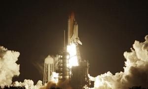 El Discovery parte de nuevo hacia la ISS con tres mujeres a bordo