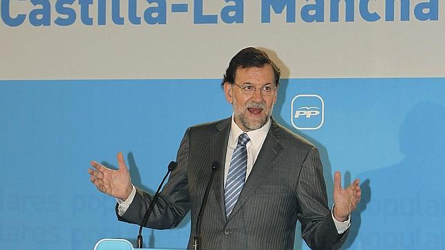 Rajoy garantiza que «ninguna comunidad del PP subirá los impuestos»
