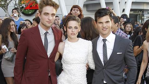 La locura se desata en el estreno mundial de «Eclipse»