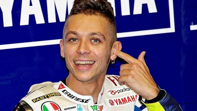 El divorcio Rossi-Yamaha se tiñe de rojo