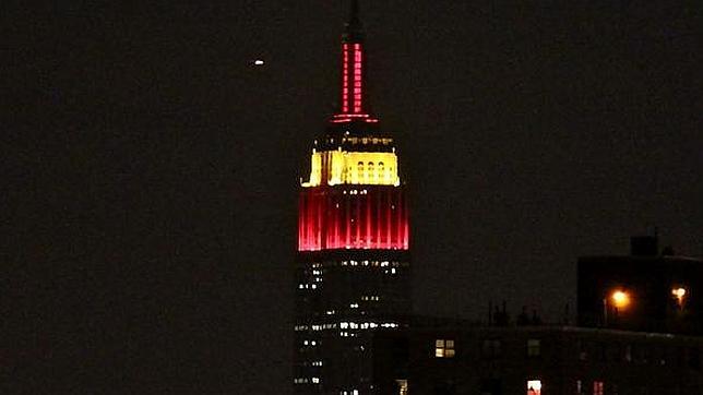 El Empire State se viste con La Roja