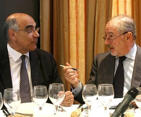 Rato advierte que el «tsunami» regulatorio frenaría la economía