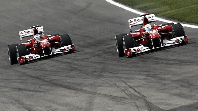 100.000 dólares de multa a Ferrari por el adelantamiento de Alonso a Massa