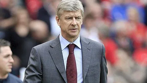 Wenger asegura que Cesc no dejará el Arsenal este verano