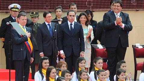 Santos abre la puerta al diálogo con las FARC en su investidura