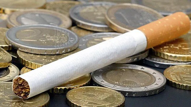 Las ventas de cigarrillos caen un 10,7% hasta julio y las de tabaco de liar, un 14%