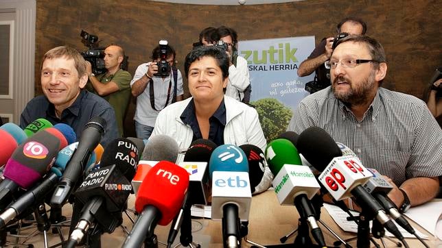 Batasuna reclama a Zapatero su legalización