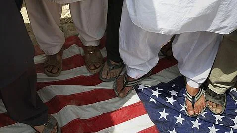 Los religiosos afganos auguran un «baño de sangre» tras la quema del Corán en EE.UU.