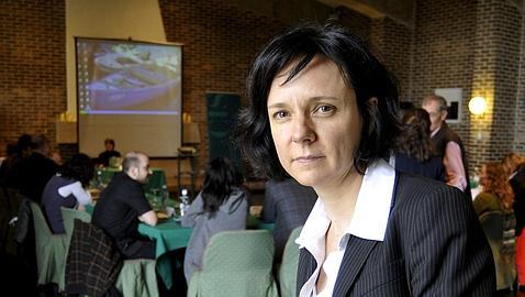 El Gobierno destituye a la presidenta del CIS