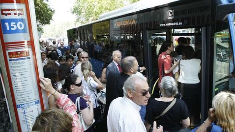 Los autobuses de Madrid ofrecen wifi gratis para navegar sin límites