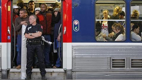 Sarkozy vs. sindicatos: quinta jornada de huelga en Francia