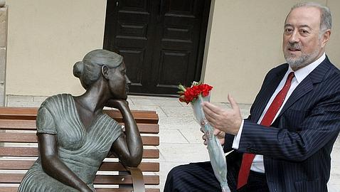 El edil pro-Cascos destituido por el alcalde de Oviedo dice que ha sido una «marranada»