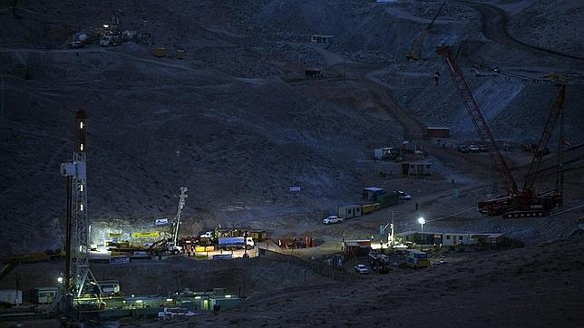 Últimos 40 metros para llegar hasta los mineros atrapados