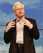 El sucesor de Bill Gates deja su cargo