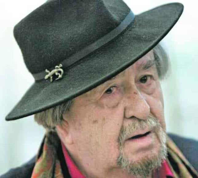 Muere Carlos Edmundo de Ory, genio secreto e insobornable de nuestra poesía