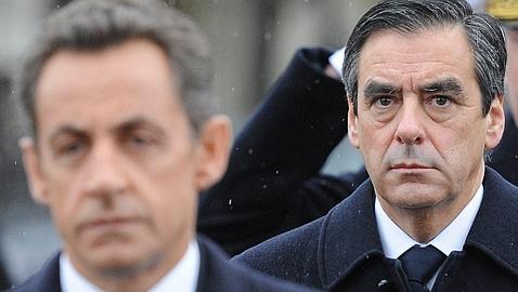 Sarkozy vuelve a nombrar primer ministro a François Fillon, que dimitió ayer