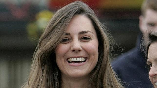 Kate Middleton salve a la Reina