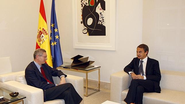 Gallardón:«Ojalá esta tarde salgamos con buenas noticias para los ayuntamientos»