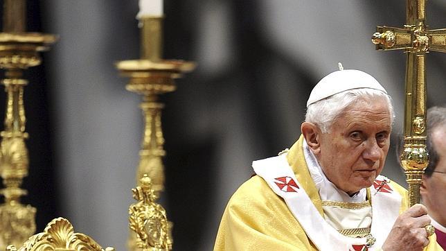 «El Papa no cambia la enseñanza de la Iglesia sobre el preservativo»
