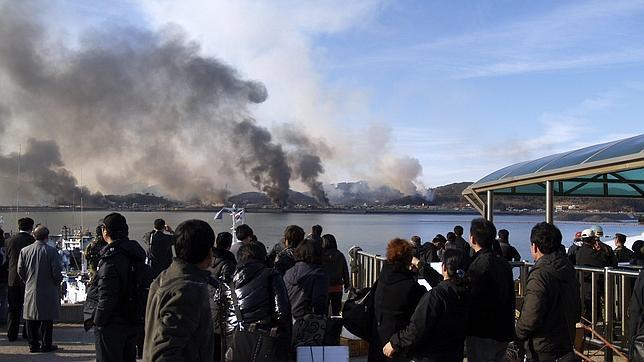 Las imágenes del ataque de Corea del Norte a una isla surcoreana