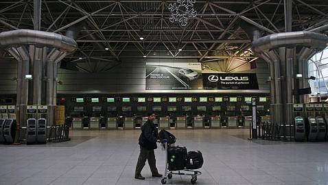 La huelga general paraliza el transporte y los servicios públicos en Portugal