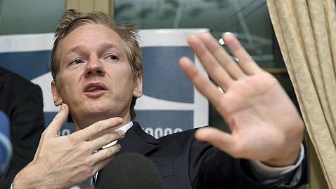 El fundador de Wikileaks anuncia que su próxima «víctima» será un banco