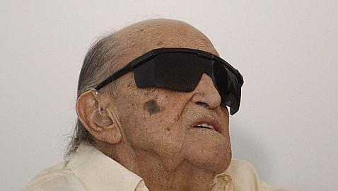 Oscar Niemeyer celebra sus 103 años