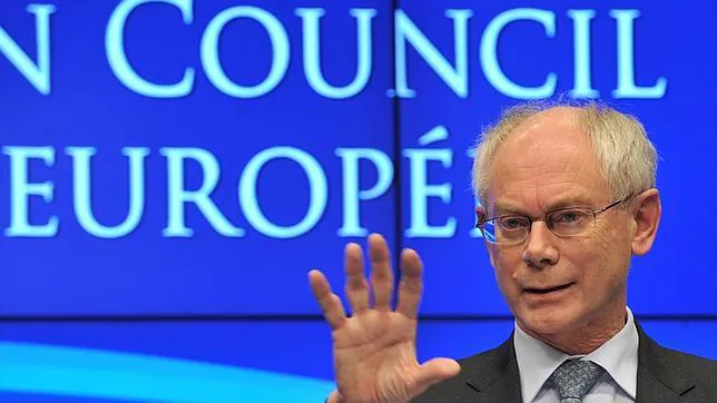 Van Rompuy recurre a Twitter para informar del acuerdo