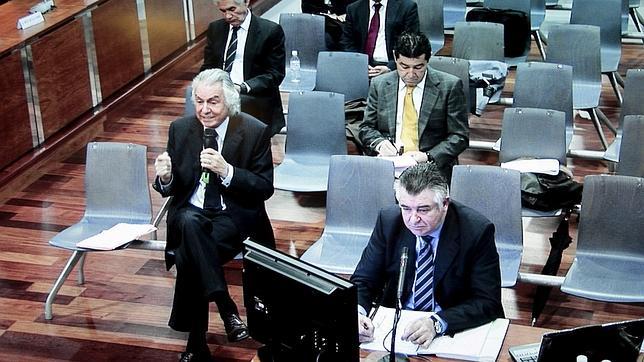 Pedro Román y el testaferro de Roca no recuerdan los cheques con los que pagó su entrada en el pelotazo «Crucero Banús»