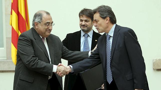 Mas precisa que su pacto con el PSC no es un acuerdo de gobernabilidad