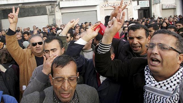 Al menos 20 muertos en la oleada de protestas en Túnez