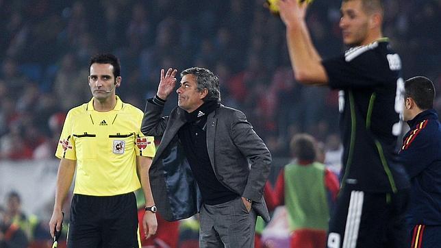 Mourinho: «Pérez Lasa en 2011 sigue igual que en 1996»