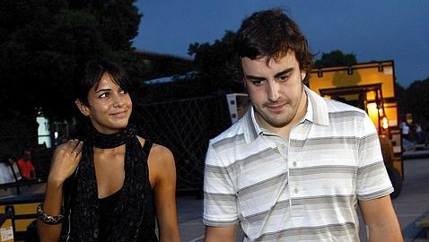 Raquel del Rosario: «No cambiaría a Fernando Alonso ni por George Clooney»