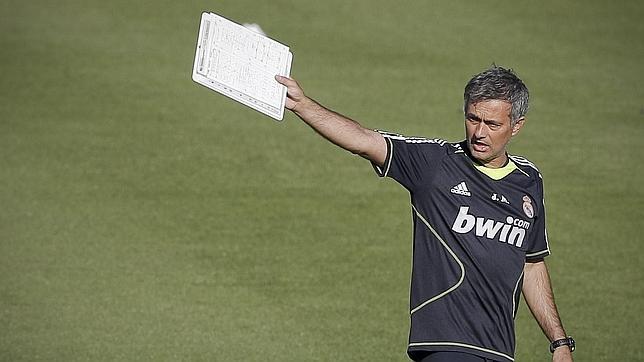 Los secretos de Mou, por 2.500 euros