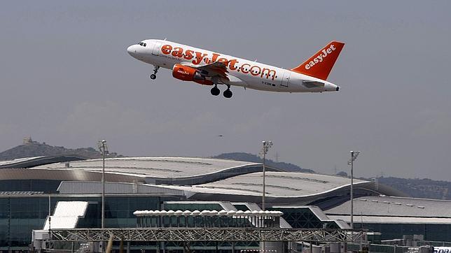 El puente aéreo Madrid-Barcelona, líder a pesar del AVE